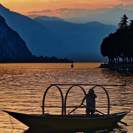 Akasa On Tatil Evi Menaggio