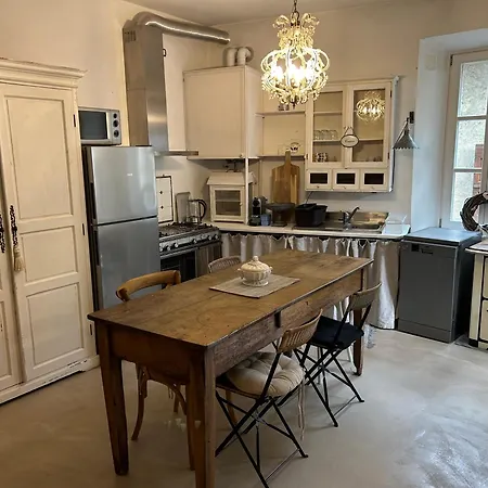 Akasa On 메나지오