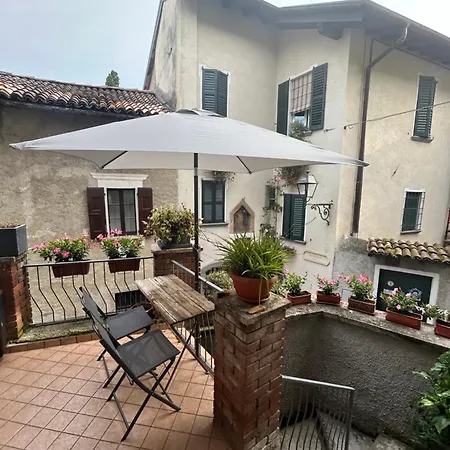 Akasa On Hébergement de vacances Menaggio